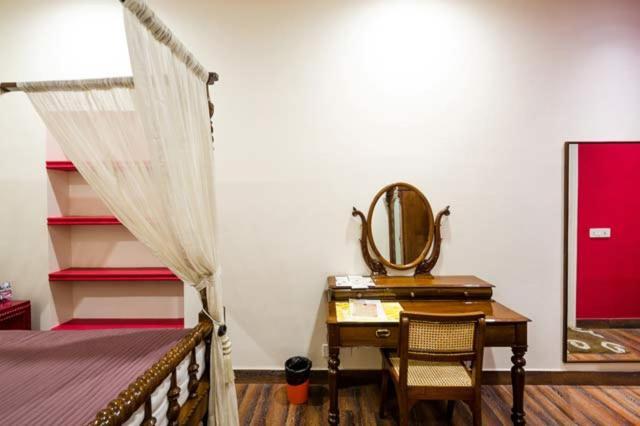 The Corner Courtyard Hotel Kolkata Ngoại thất bức ảnh