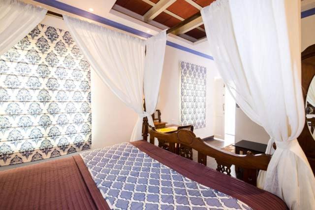 The Corner Courtyard Hotel Kolkata Ngoại thất bức ảnh