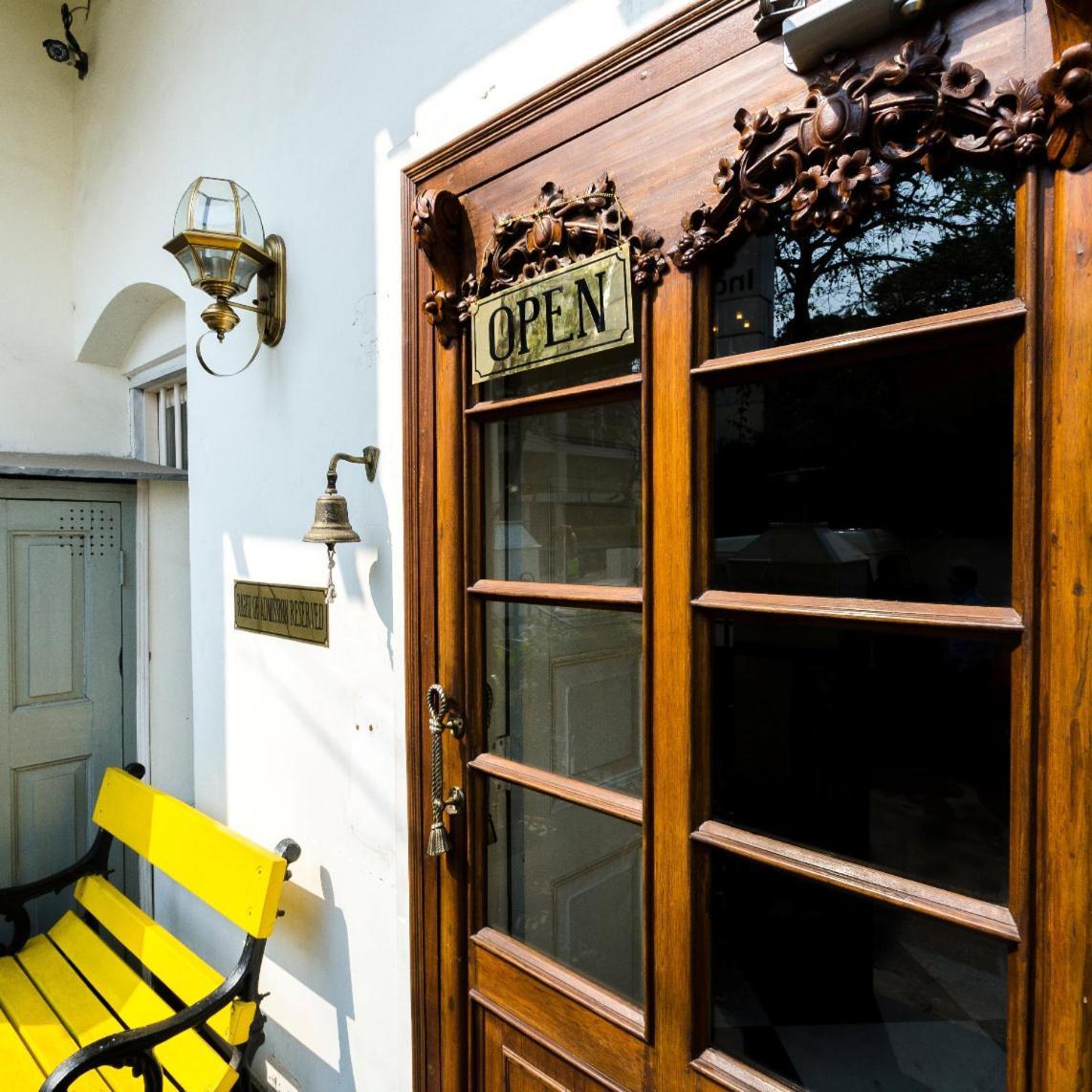 The Corner Courtyard Hotel Kolkata Ngoại thất bức ảnh