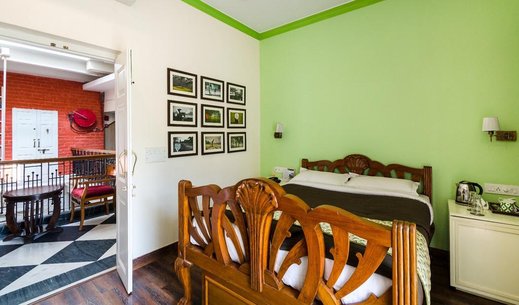 The Corner Courtyard Hotel Kolkata Ngoại thất bức ảnh